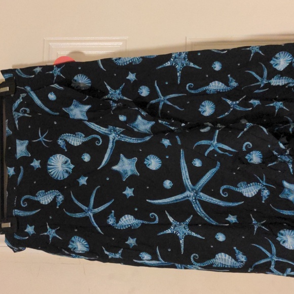 Aguabendita Women's Wrap Skirt Cover-up and Shade &  Shore Women's Bikini Top - Picture 7 of 8